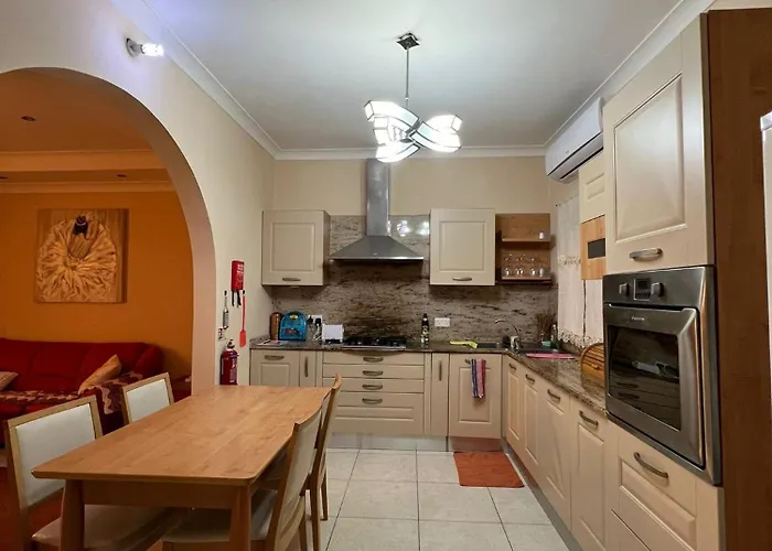 Apartamento Serene Haven With Three Spacious Bedrooms *